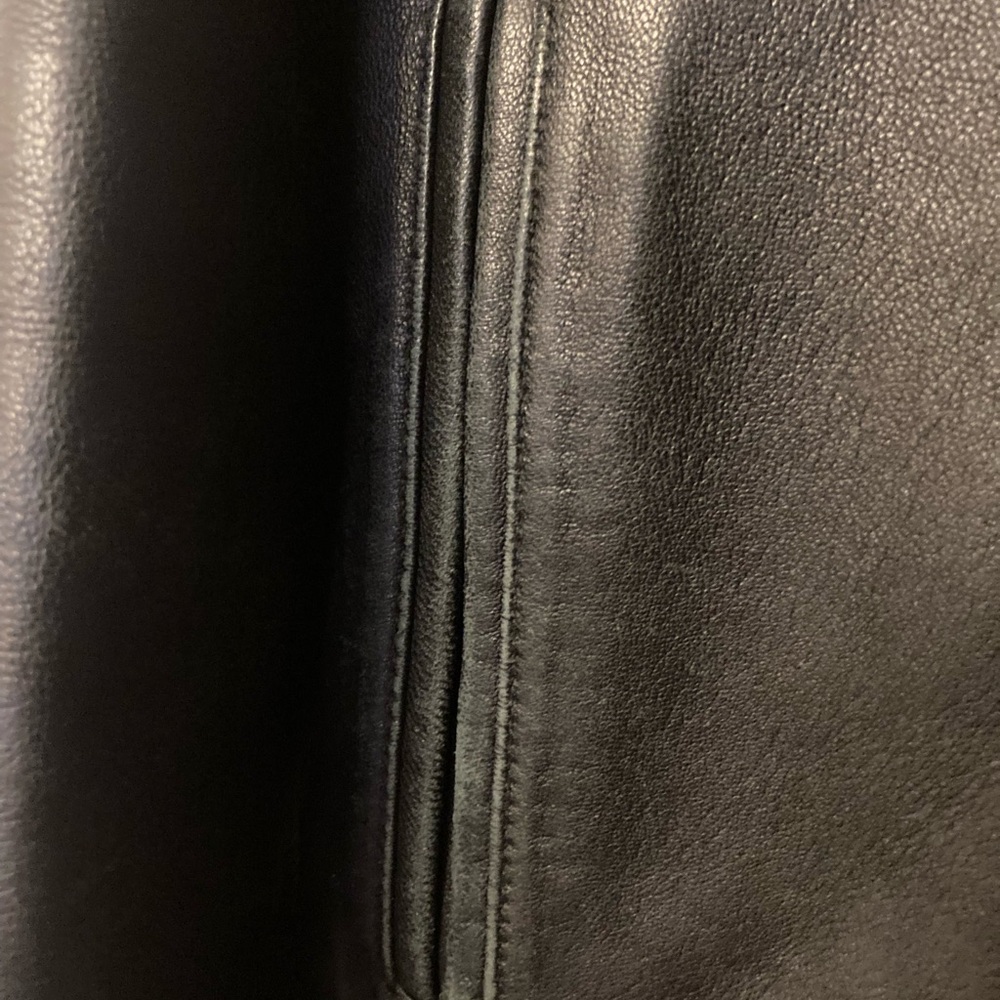 Colebrook Black Leather Button Down Jacket (M) - image 4